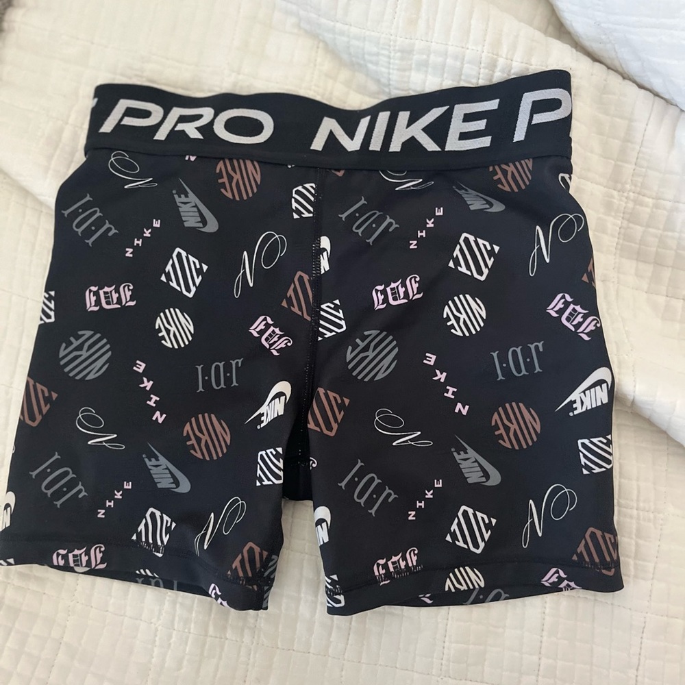 nike pro